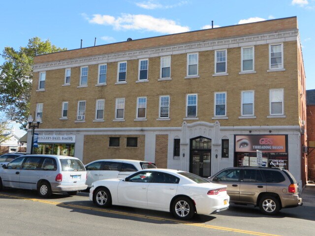 Primary Photo - 3 S Main St