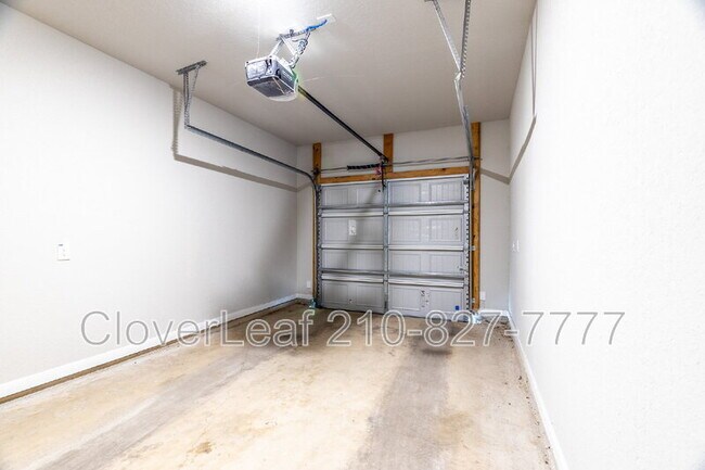 Building Photo - 8339 Runner Rdg