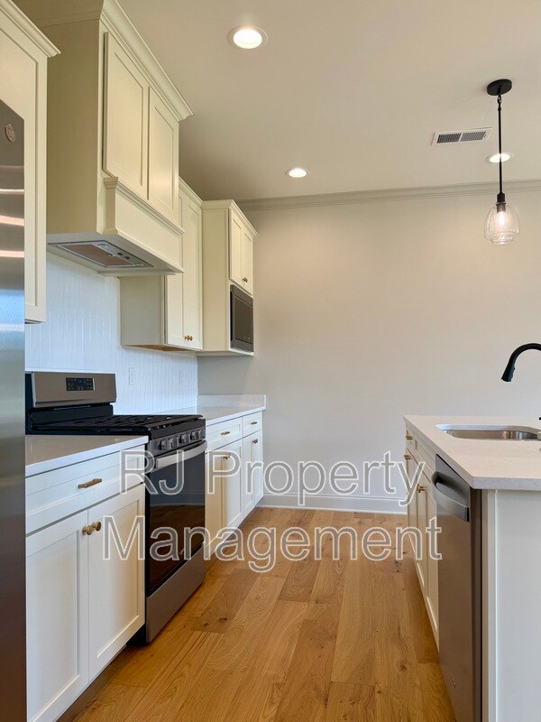 Building Photo - 924 Aldwick Dr