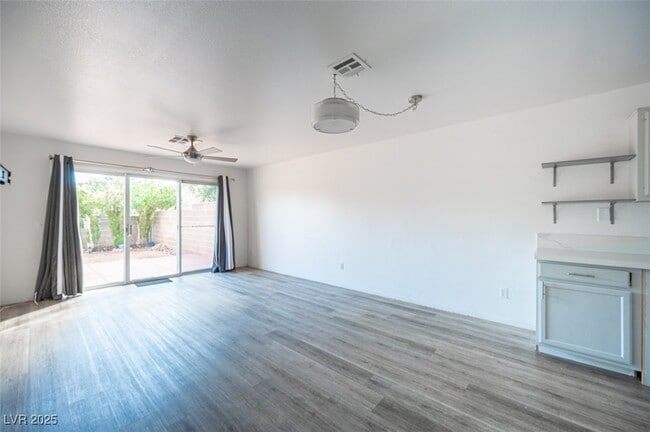 Building Photo - 9269 Casa Christina Ln