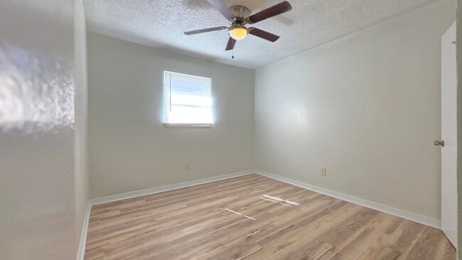 Building Photo - 2207 15th St