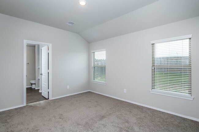 Building Photo - 11599 Lazy Oak Crk Dr