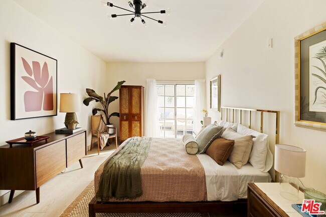 Building Photo - 1717 Malcolm Ave