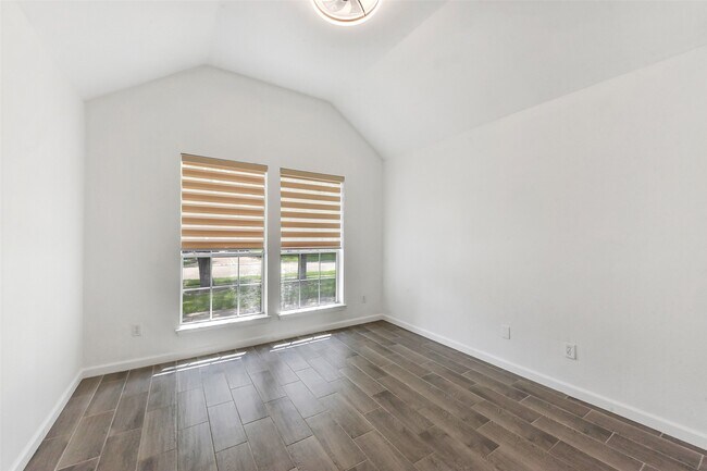 Building Photo - 13021 Castlewind Ln
