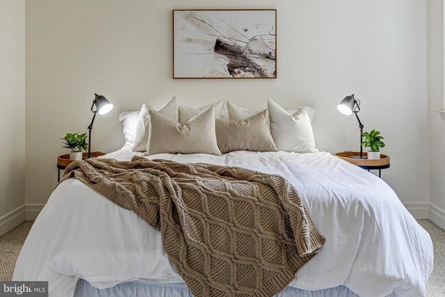 Building Photo - 414 Water St