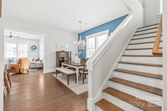 Building Photo - 5210 Kelly St