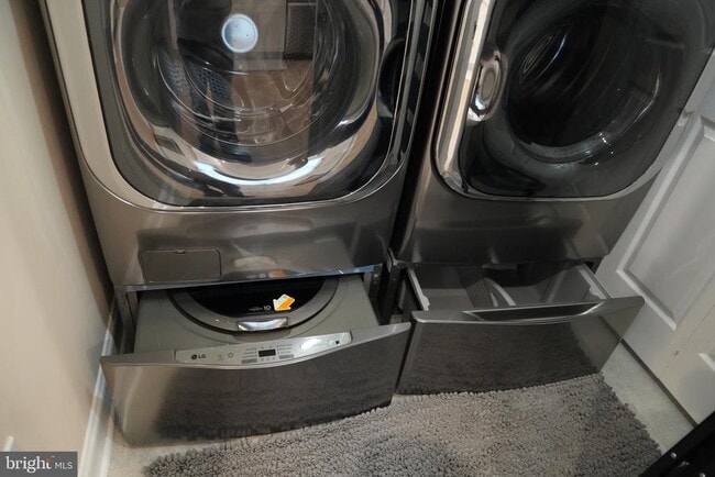 Building Photo - 19923 Smith Cir