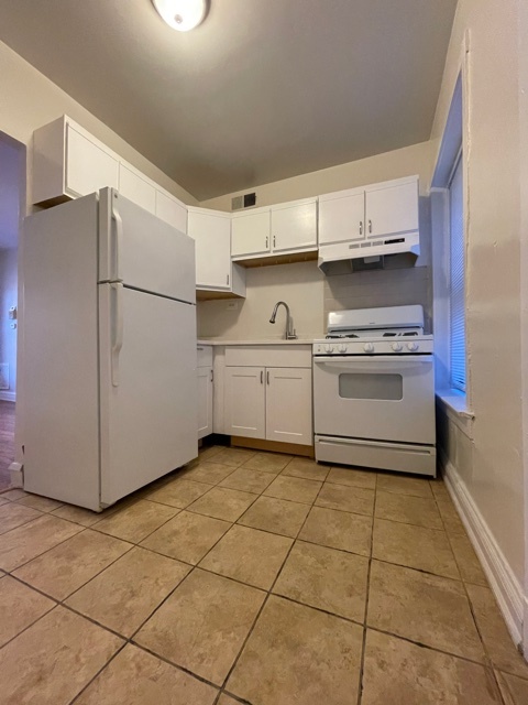 Building Photo - 2623 N Spaulding Ave
