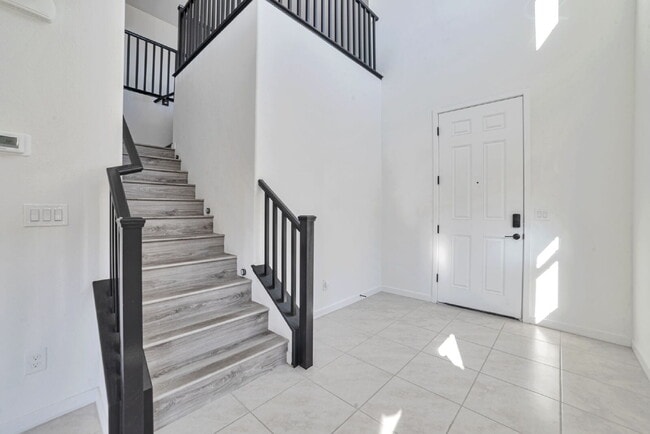 Building Photo - 10937 Parsley Ave