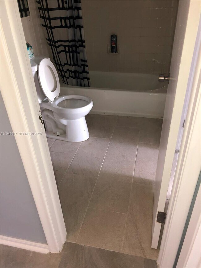 Building Photo - 7795 Grande St