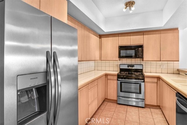 Building Photo - 10650 Kinnard Ave