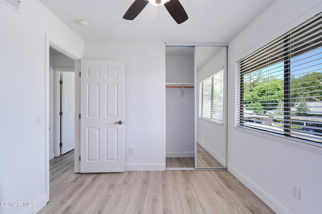 Building Photo - 28955 Oakpath Dr