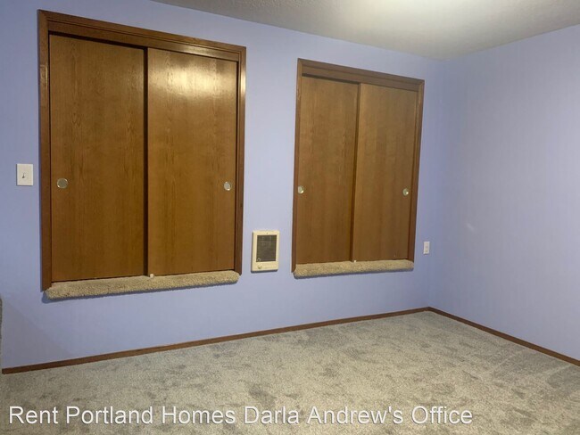 Building Photo - 1 br, 1 bath House - 9617 N Kalmar Street #B