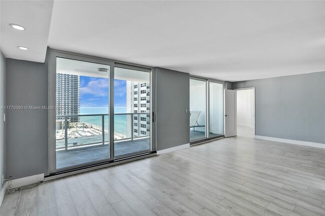 Building Photo - 1904 S Ocean Dr