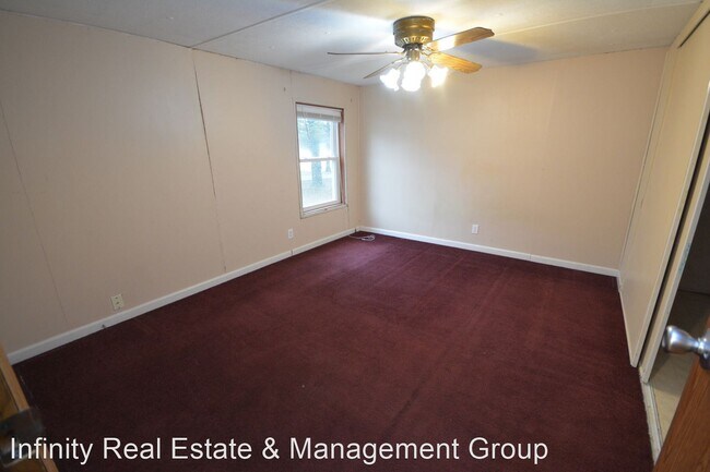 Building Photo - 3 br, 1 bath House - 6811 10th St SE
