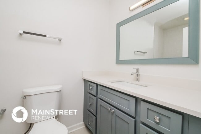 Building Photo - 405 Dahlia Dr
