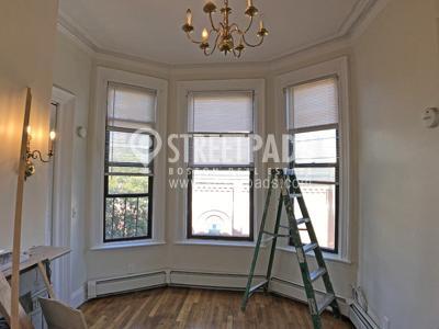 Building Photo - 2 bedroom in Boston MA 02118