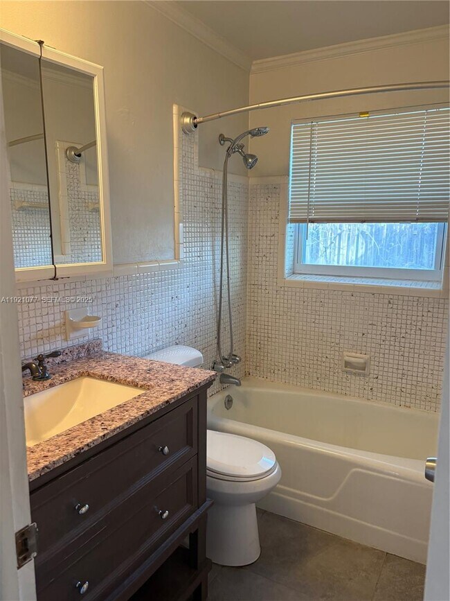 Building Photo - 3617 Cleveland St