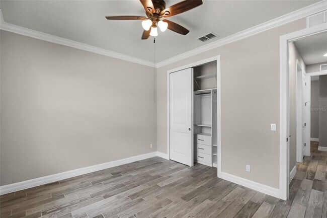 Building Photo - 5029 Hartwell Ct