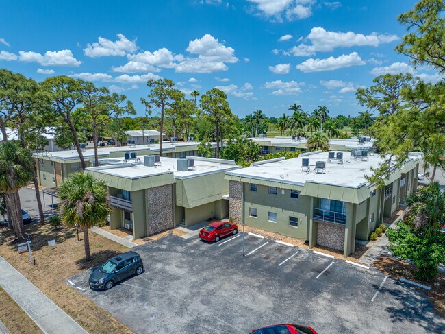 Building Photo - 1852 Meadow Ave