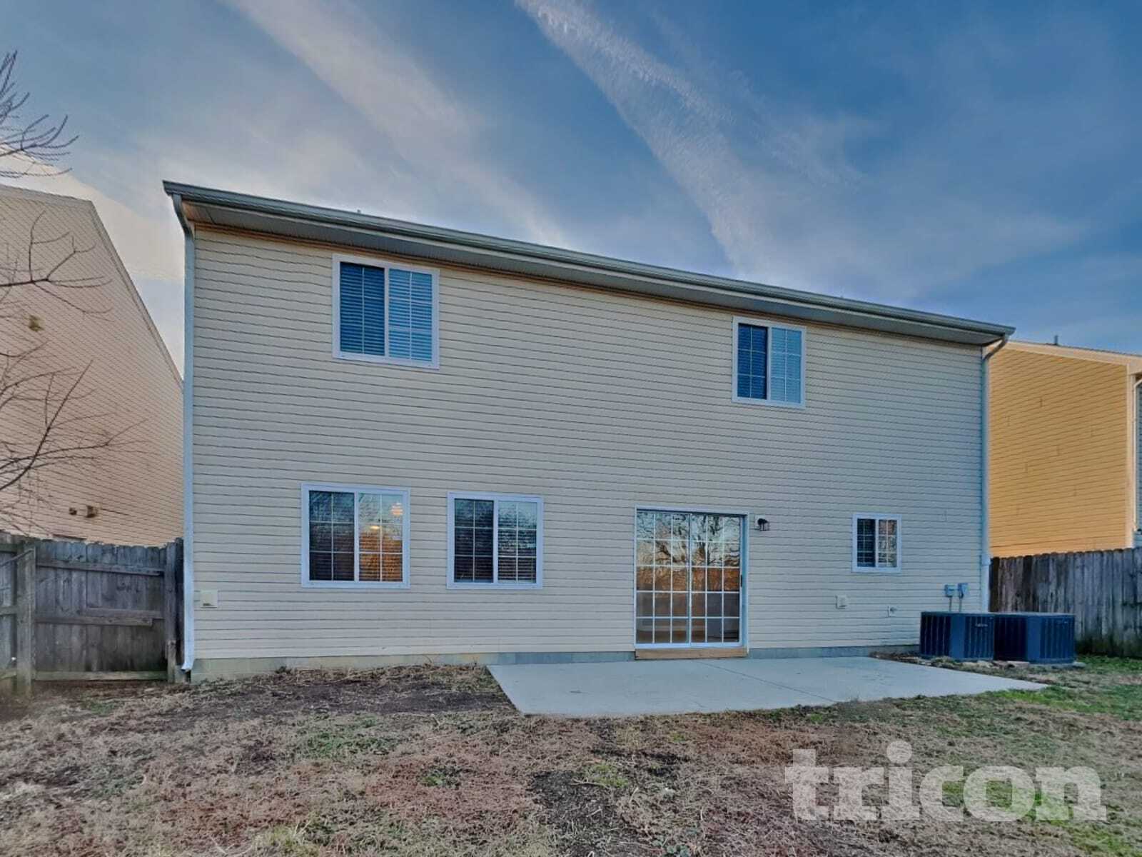 Building Photo - 3733 Eskdale Dr