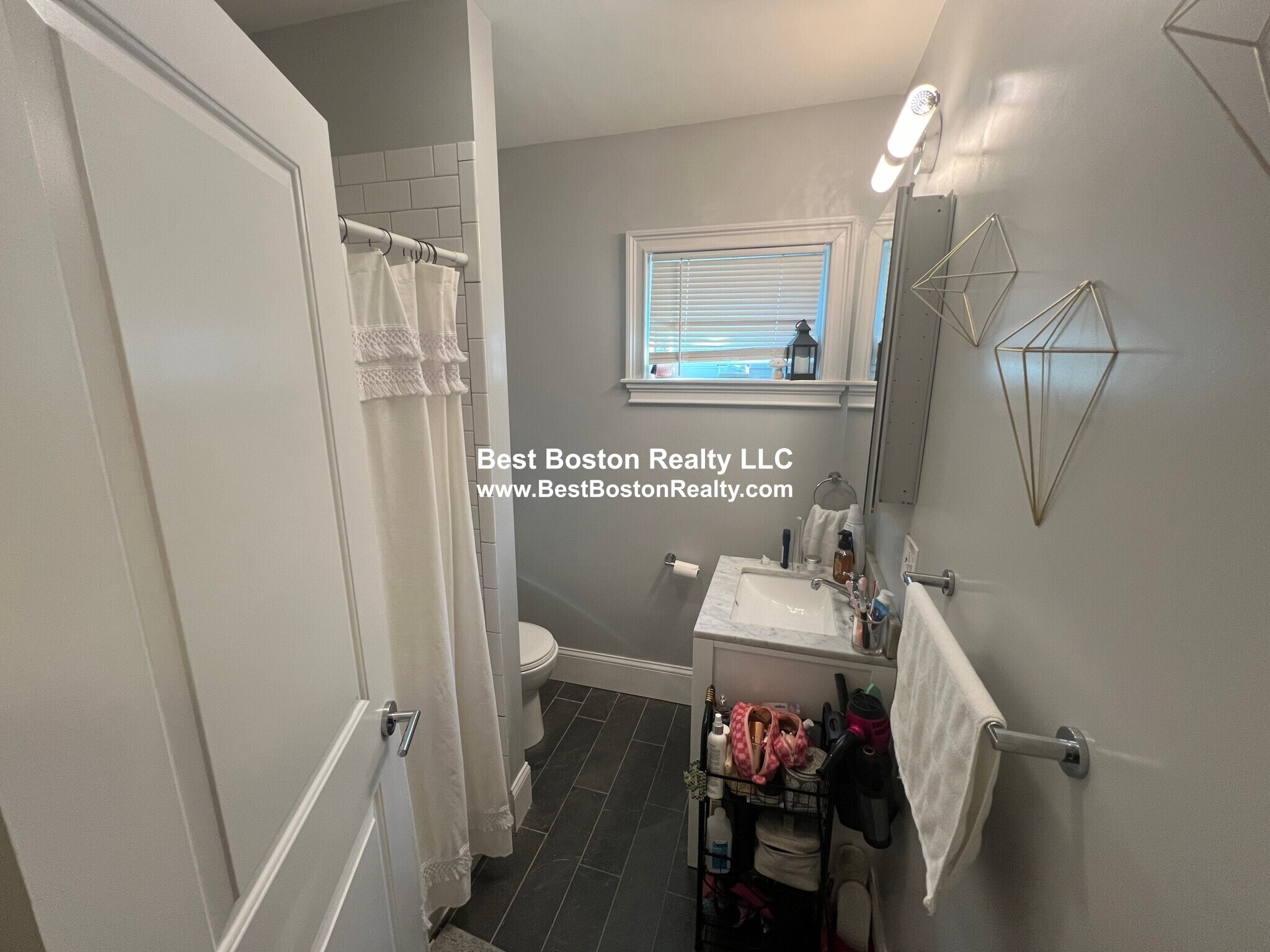 Building Photo - 337 Highland Ave