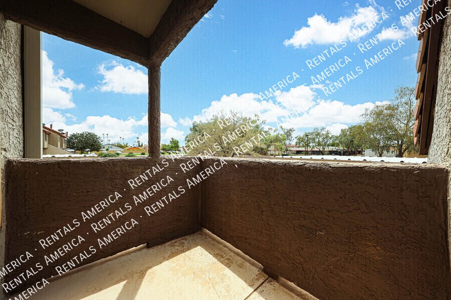Building Photo - 1645 W Baseline Rd
