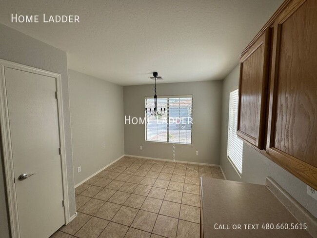 Building Photo - 44871 Gavilan Dr