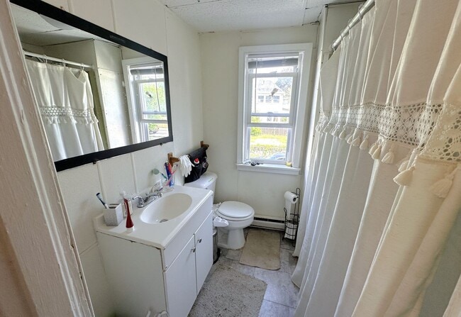 Building Photo - 58-60 Intervale Avenue