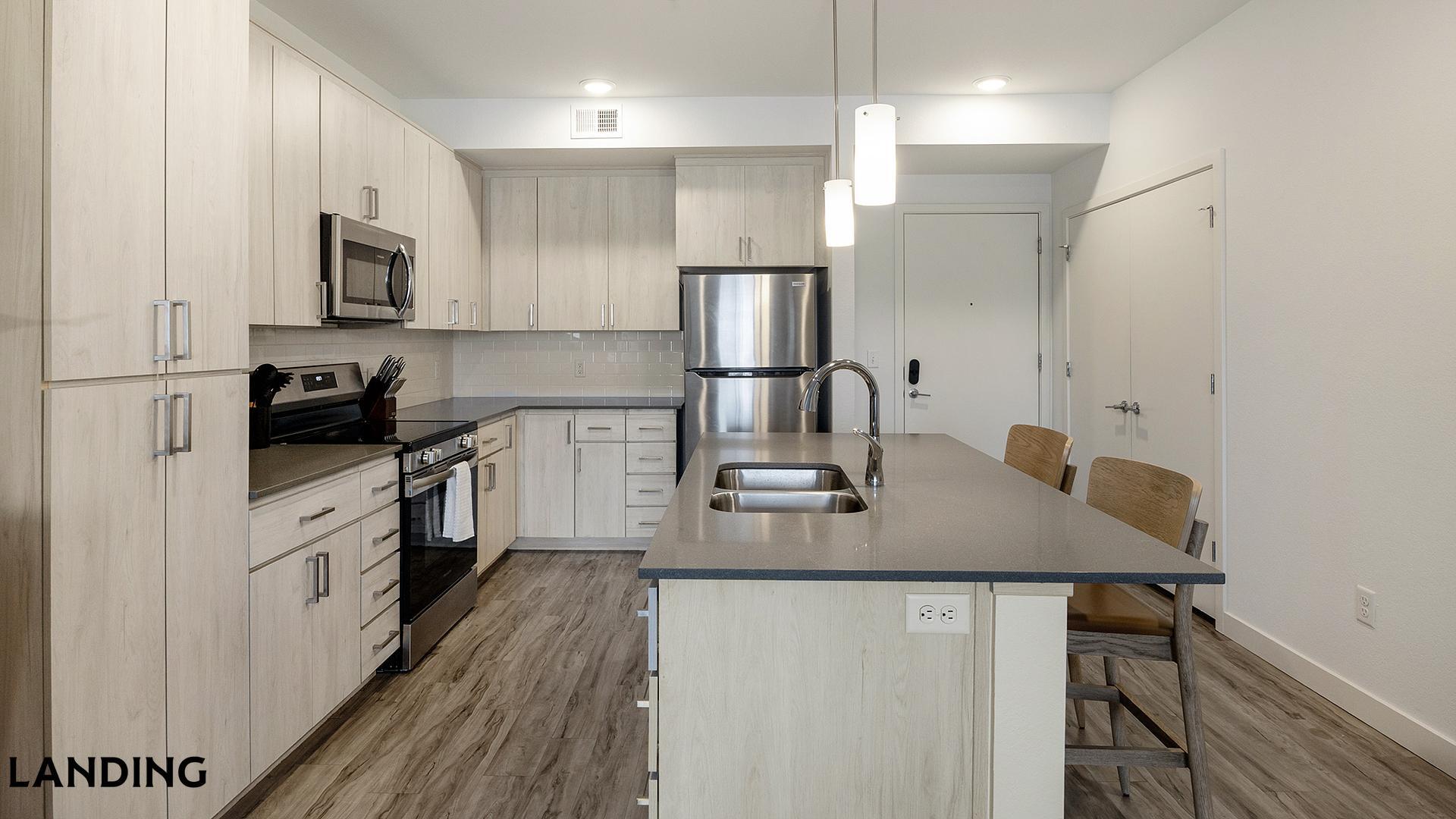 Building Photo - 1760 S Crismon Rd