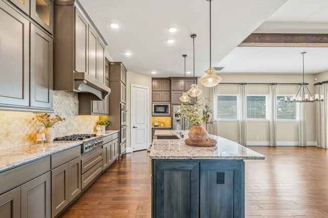 Building Photo - 2418 Sandhill Crest Ln