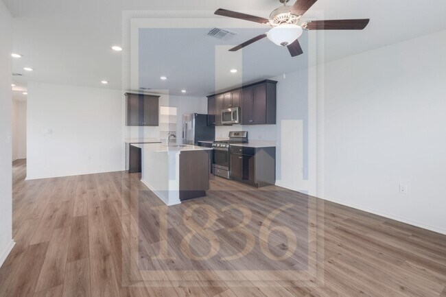 Building Photo - 7212 Sparkling Light Dr