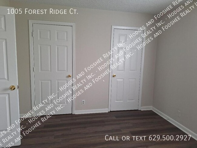 Building Photo - 1005 Forest Ridge Ct