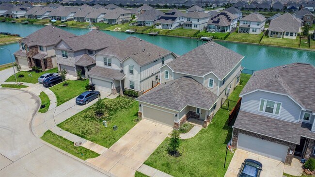 Building Photo - 24722 Allori Ct