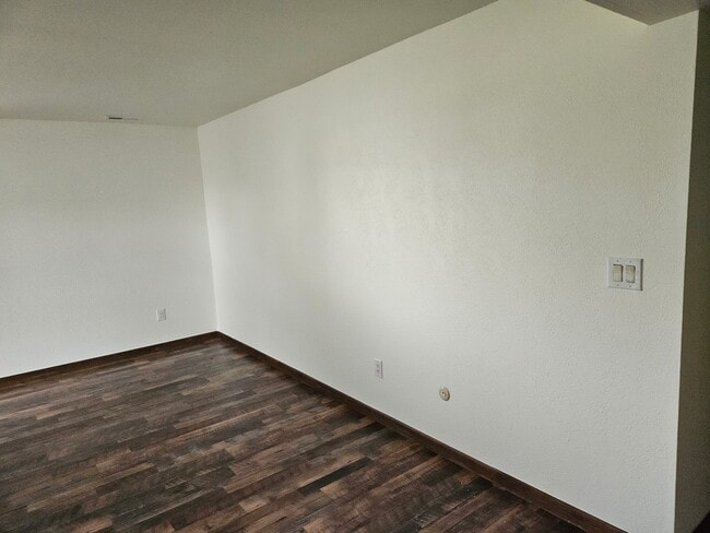 Building Photo - 738 S Watermelon Dr