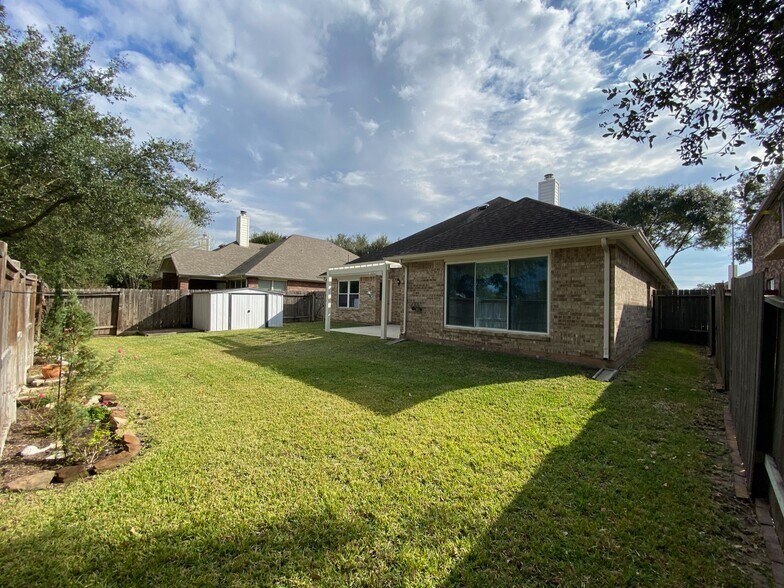 Building Photo - 19314 Colony Trail Ln