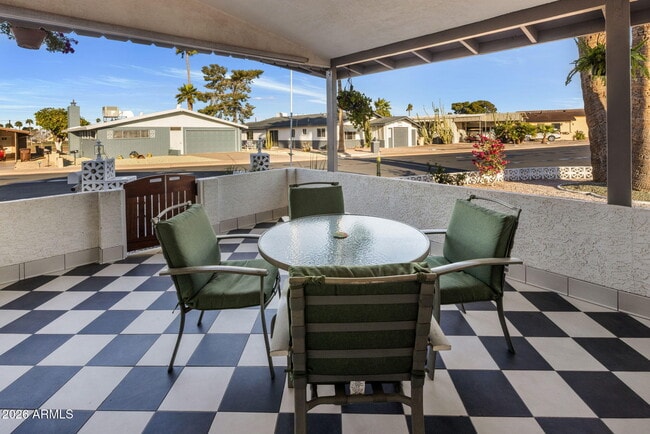 Building Photo - 2311 N Gayridge Rd