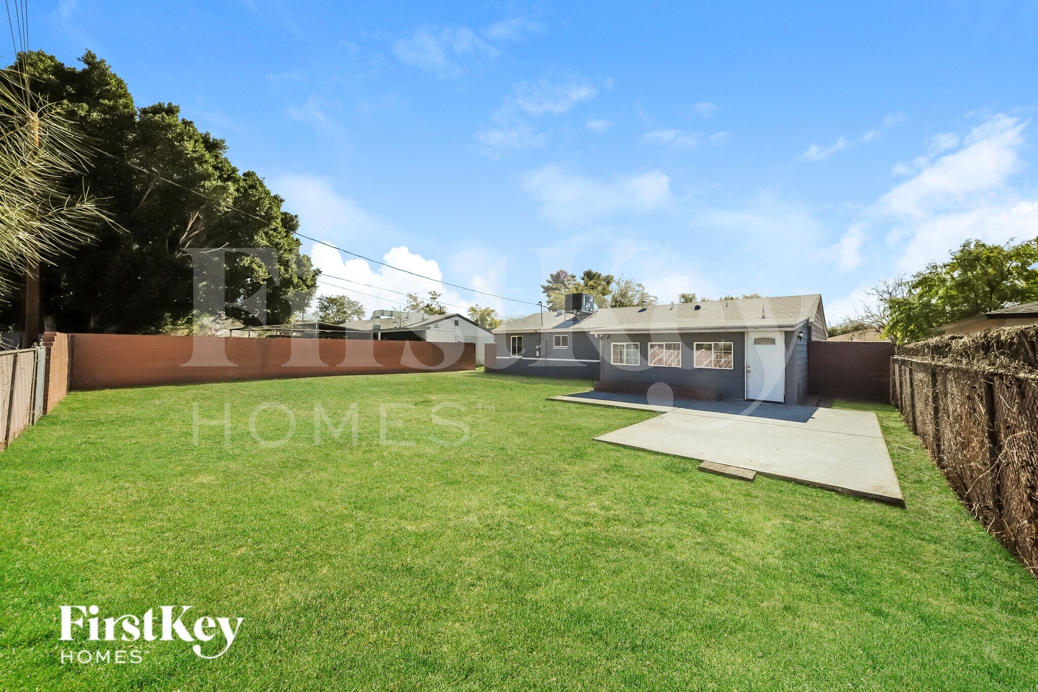 Building Photo - 1308 W Elm St