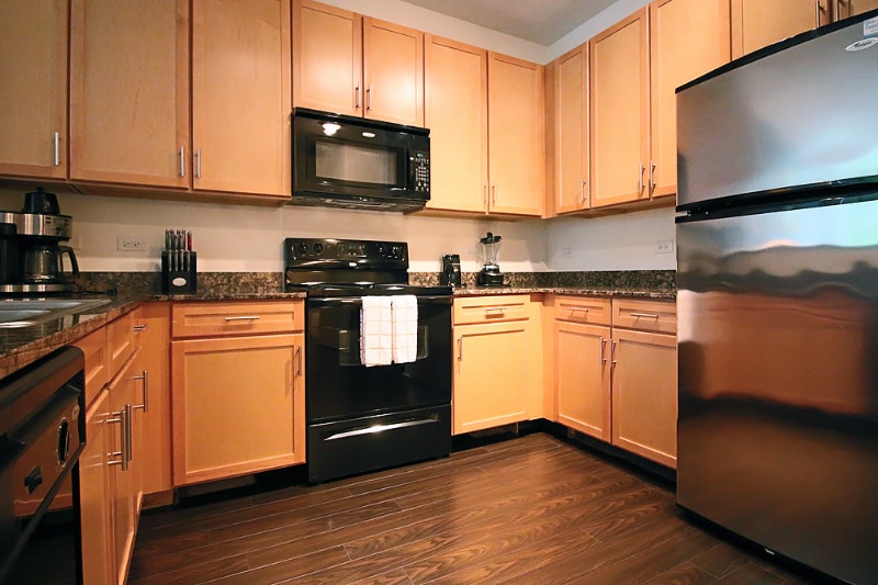 Building Photo - 932 S Clark St