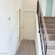 Building Photo - 508 Woodcrest Ct