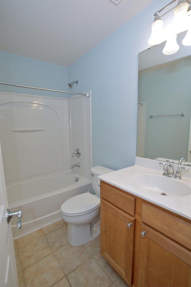 Building Photo - 2105 Corwith Dr
