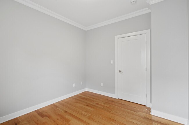 Building Photo - 225 Columbia Ave