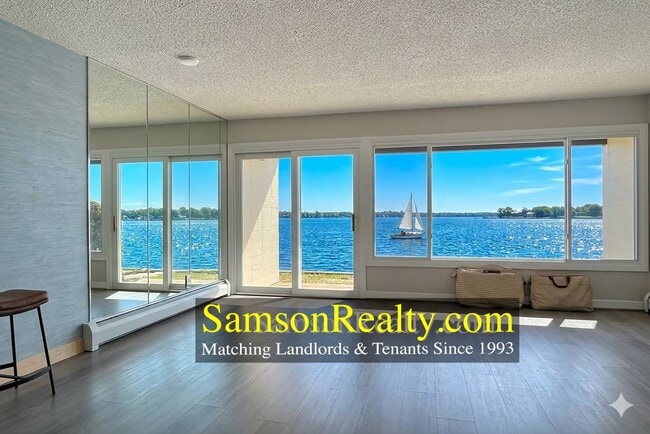 Building Photo - 400 Narragansett Pkwy