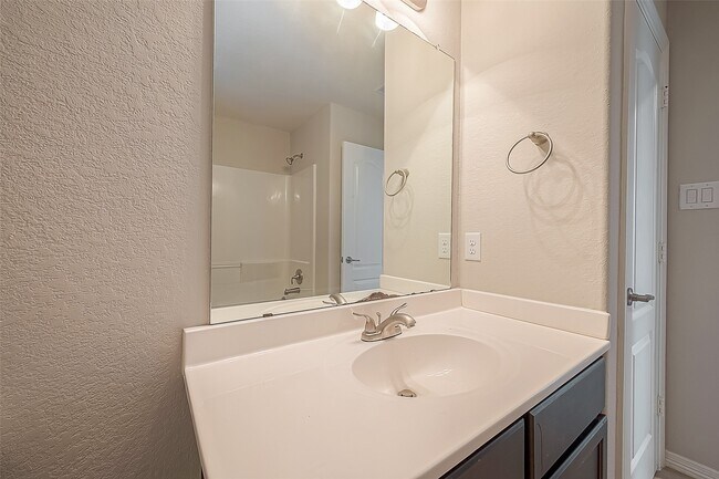 Building Photo - 223 Sintra Lk Wy