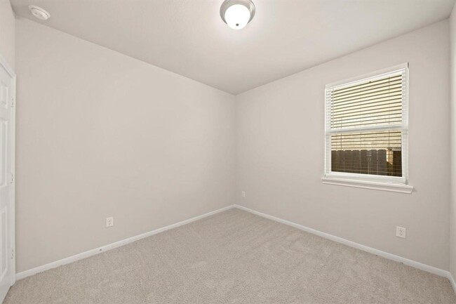 Building Photo - 2643 Westward Hl Dr
