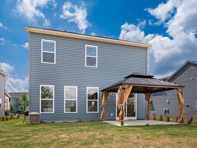 Building Photo - 7233 Celebration Dr
