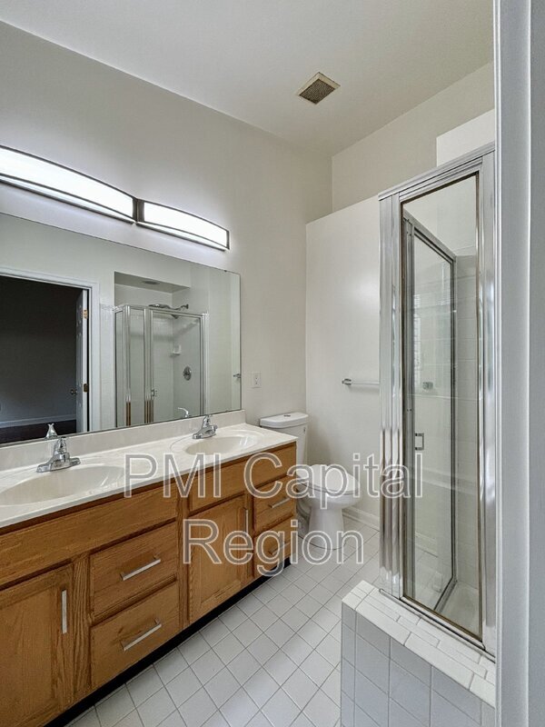 Building Photo - 20800 Mountain Lake Terrace