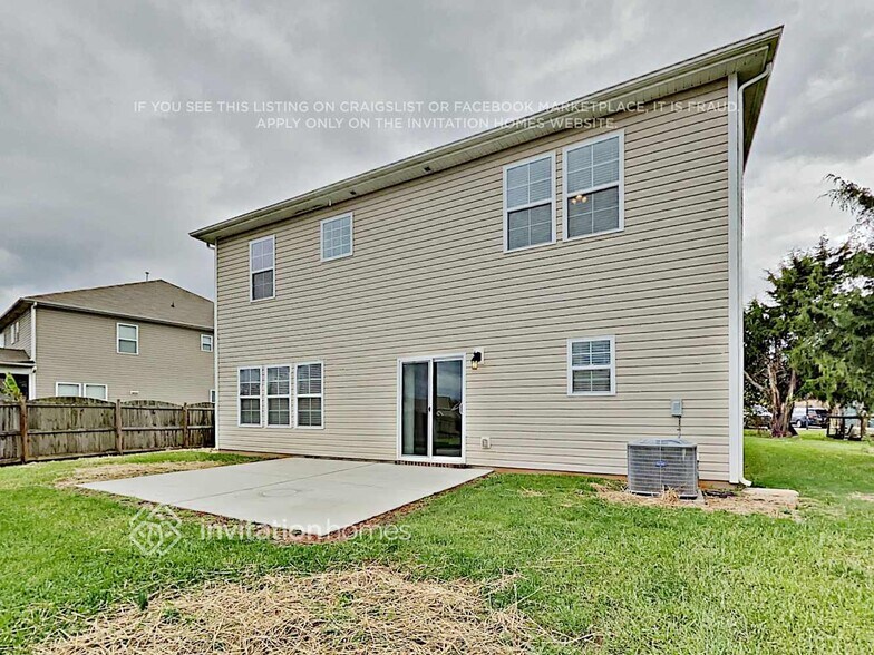 Building Photo - 10907 Tower Oak Dr