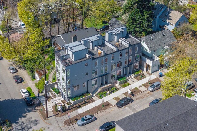 Building Photo - 3605 Linden Ave N
