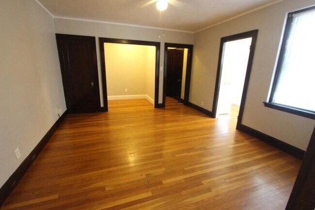 Building Photo - 1.0 bedroom in Somerville Massachusetts 02144